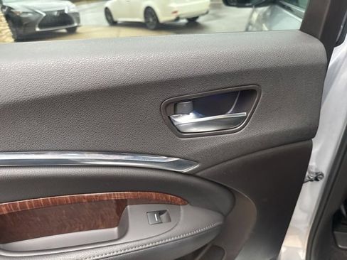 Used 2017 Acura MDX SH-AWD w/ Technology Package image 32