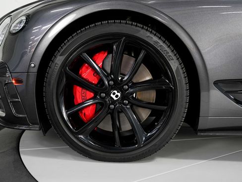 Used 2021 Bentley Continental GT V8 AWD/4WD image 21