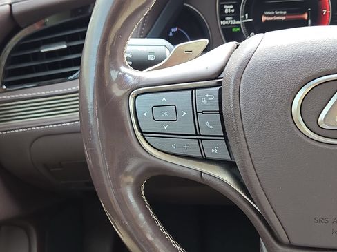 Used 2019 Lexus LS 500 w/ Accessory Package (Z2) RWD image 21
