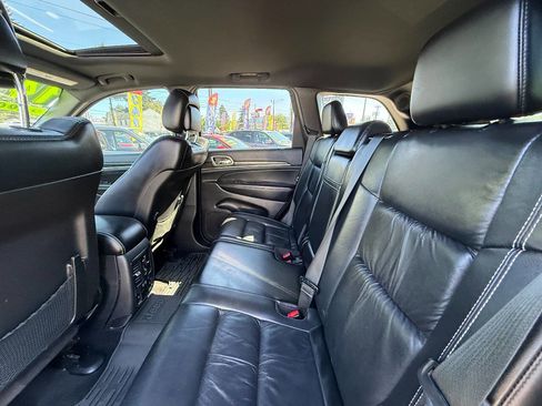 Used 2014 Jeep Grand Cherokee Limited image 17