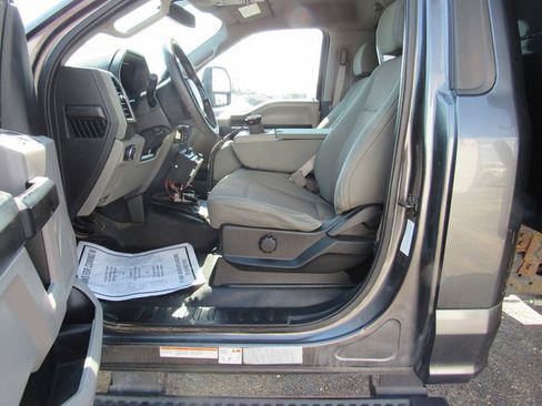 Used 2018 Ford F550 2WD Regular Cab Super Duty w/ Power Equipment Group image 24