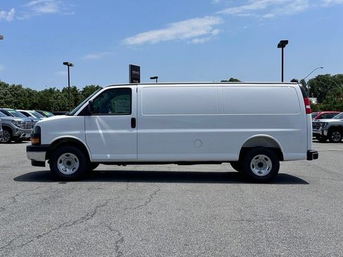 New 2026 GMC Savana 3500 Extended w/ Driver Convenience Package RWD image 6