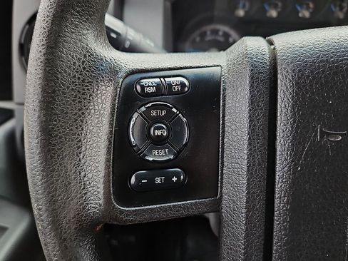 Used 2014 Ford F250 XL w/ Power Equipment Group AWD/4WD image 29