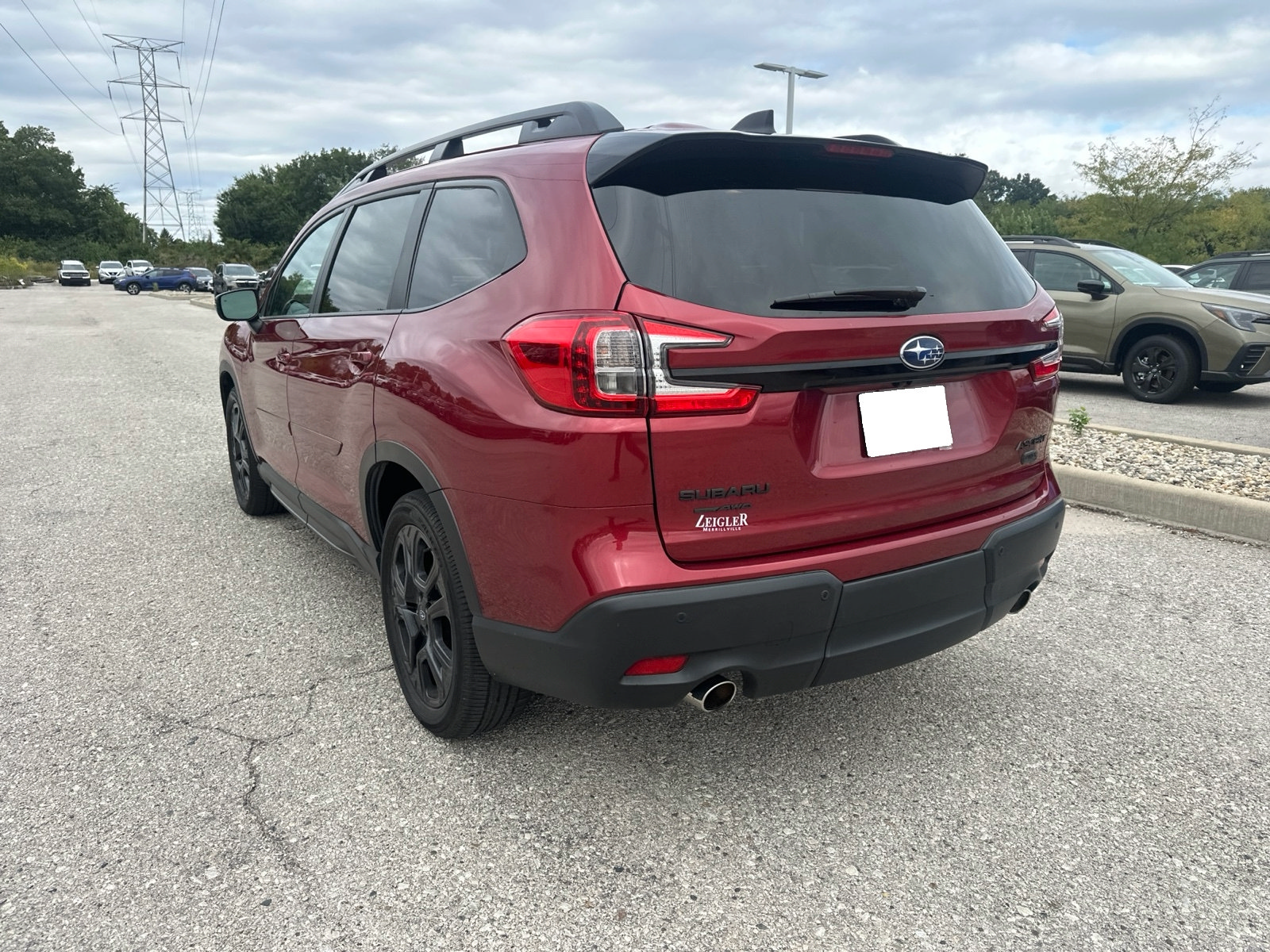 Used 2023 Subaru Ascent Onyx Edition AWD/4WD image 9