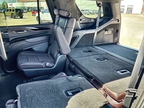 Certified 2023 Cadillac Escalade Sport Platinum AWD/4WD image 27