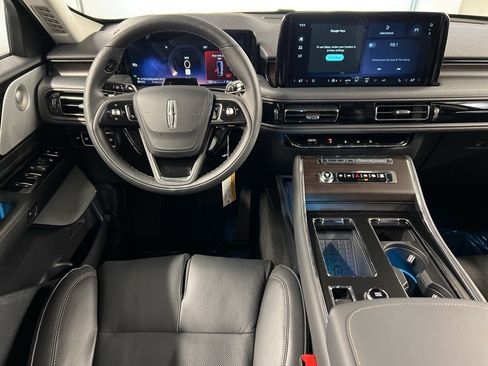 New 2026 Lincoln Aviator Reserve image 8