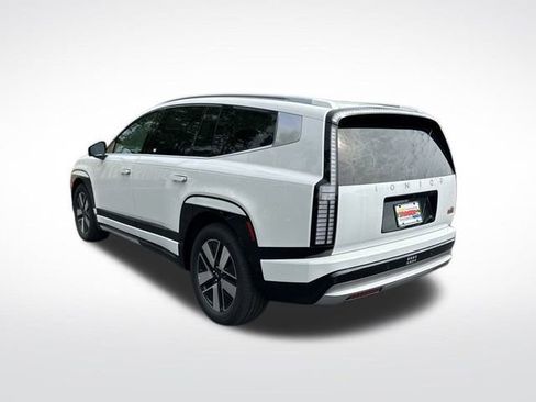 New 2026 Hyundai Ioniq 9 SEL image 3