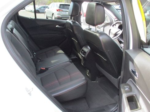 Certified 2023 Chevrolet Equinox RS AWD/4WD image 15