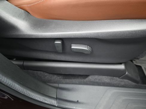 Used 2023 Subaru Ascent Touring image 18