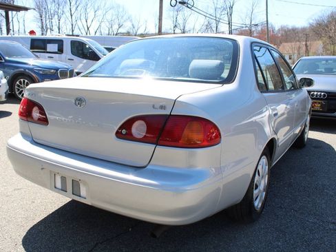 Used 2002 Toyota Corolla LE FWD image 8