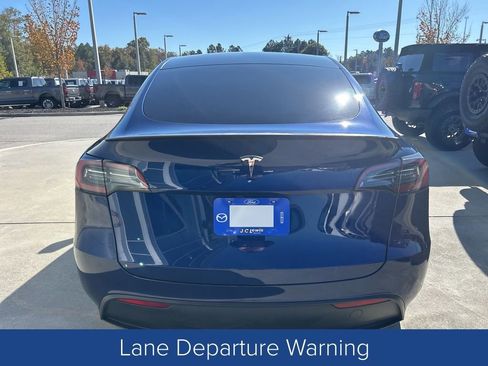 Used 2024 Tesla Model Y Performance image 5