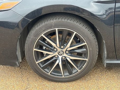 Used 2023 Toyota Camry SE w/ Convenience Package image 23