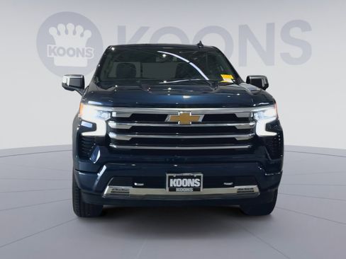 Used 2023 Chevrolet Silverado 1500 High Country w/ Z71 Off-Road Package AWD/4WD image 4
