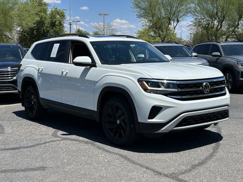 Used 2023 Volkswagen Atlas SE AWD/4WD image 5