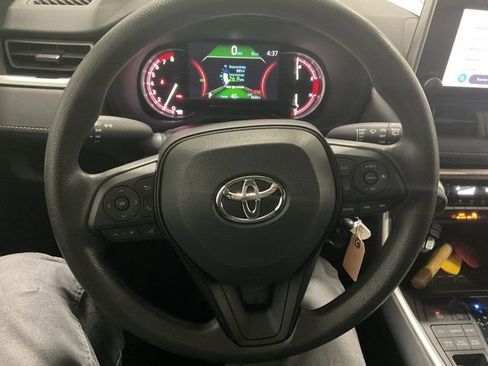 Used 2024 Toyota RAV4 LE image 13
