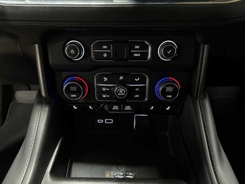 Used 2023 Chevrolet Tahoe Z71 AWD/4WD image 23
