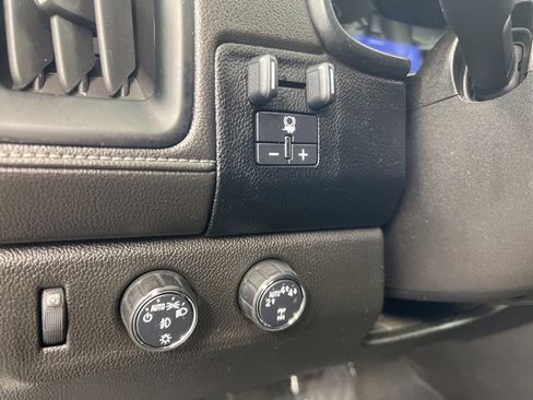 Used 2019 GMC Canyon SLT image 15