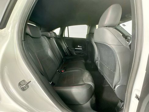 Used 2023 Mercedes-Benz GLA 250 image 24