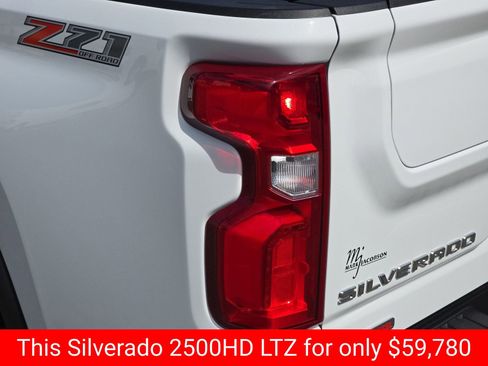 Used 2022 Chevrolet Silverado 2500 LTZ w/ LTZ Convenience Package image 42