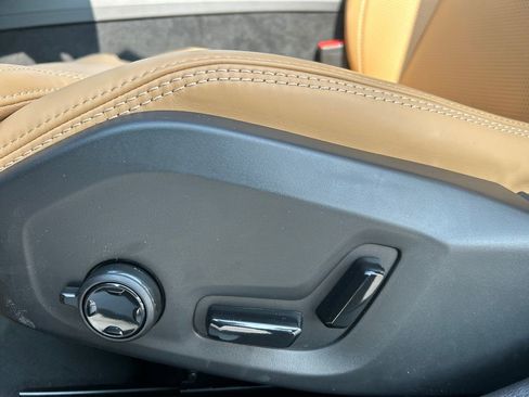 New 2026 Volvo V60 B5 Cross Country Ultra w/ Protection Package Premier image 12