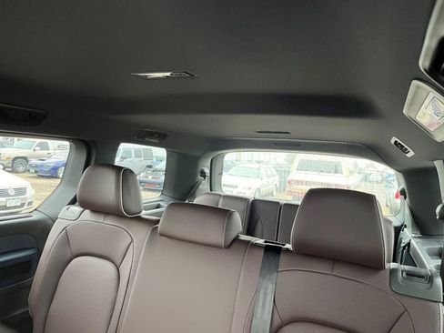 New 2025 Volkswagen ID. Buzz Pro S image 25