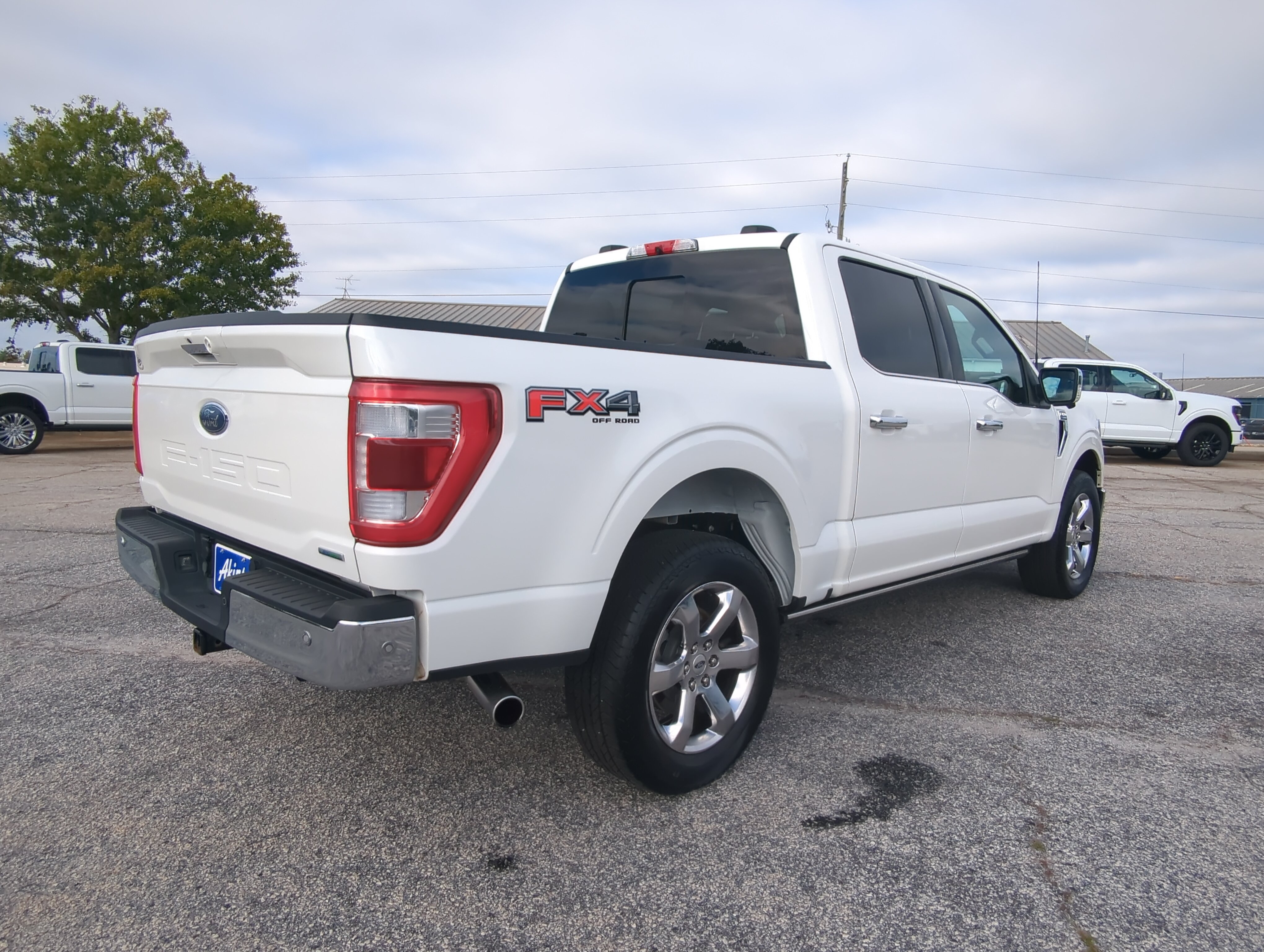 Certified 2022 Ford F150 Lariat w/ Equipment Group 502A High AWD/4WD image 3