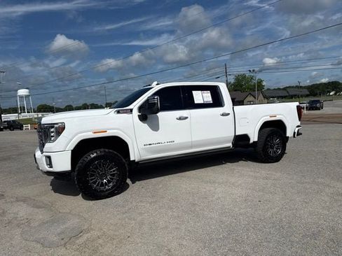 Used 2022 GMC Sierra 2500 Denali w/ Denali Ultimate Package AWD/4WD image 3