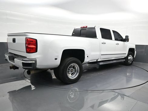 Used 2019 Chevrolet Silverado 3500 High Country w/ Duramax Plus Package AWD/4WD image 5
