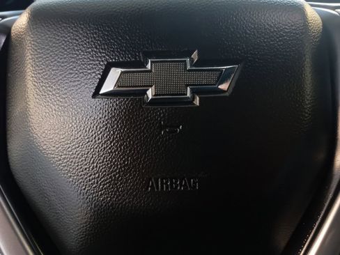 Used 2023 Chevrolet Silverado 1500 LT Trail Boss w/ Convenience Package II AWD/4WD image 5