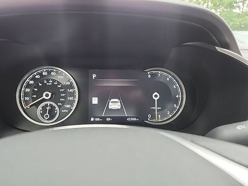 Used 2024 Genesis G70 2.5T w/ Sport Prestige Package AWD/4WD image 13