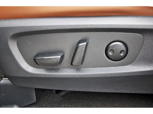 Used 2023 Nissan Pathfinder Platinum w/ Lighting Package (N93) image 29