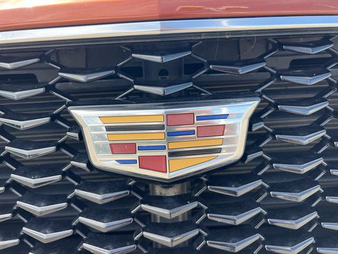 Used 2019 Cadillac XT4 Sport AWD/4WD image 17