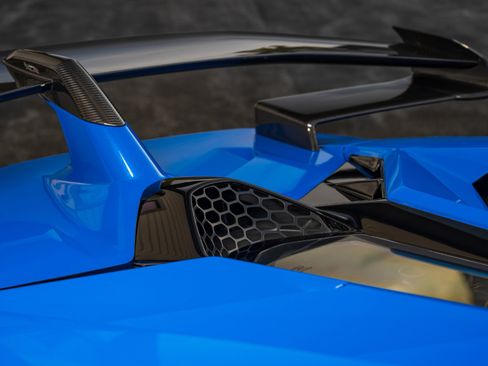 Used 2021 Lamborghini Aventador SVJ AWD/4WD image 57