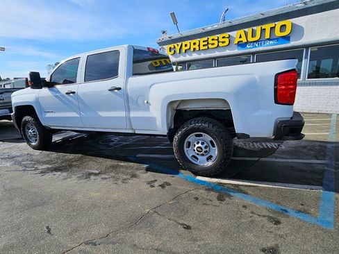 Used 2018 Chevrolet Silverado 2500 W/T w/ WT Fleet Convenience Package image 3