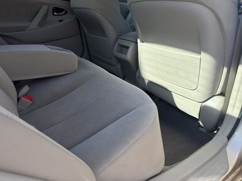 Used 2011 Toyota Camry LE w/ LE Extra-Value Pkg FWD image 35