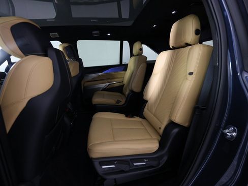 Used 2025 Cadillac Escalade IQ Sport 2 image 15