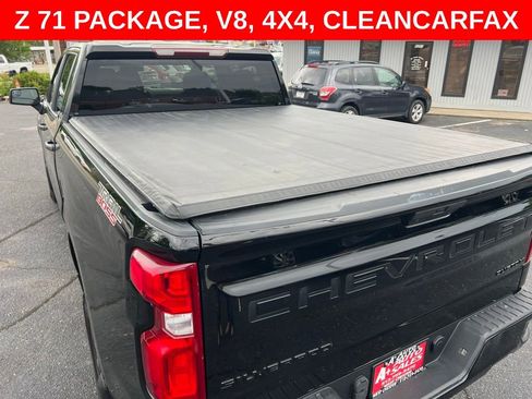 Used 2021 Chevrolet Silverado 1500 Custom Trail Boss w/ LPO, Dark Essentials Package AWD/4WD image 19