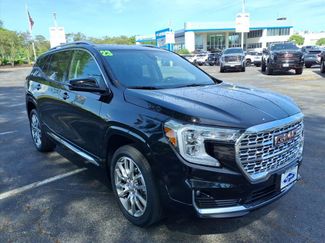 Used 2023 GMC Terrain Denali w/ Denali Premium Package AWD/4WD video 1