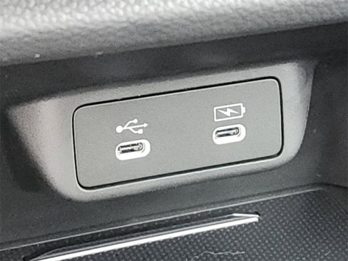 New 2026 Honda HR-V LX image 8