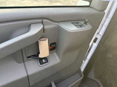 New 2025 Chevrolet Express 2500 Work Van w/ Enhanced Convenience Package image 5