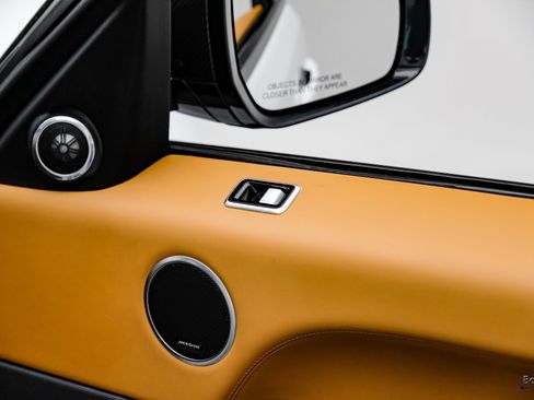 Used 2020 Land Rover Range Rover Sport SVR image 87