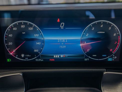 Used 2026 Mercedes-Benz GLB 250 4MATIC image 10