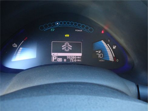 Used 2013 Nissan Leaf S w/ Charger Pkg FWD image 21