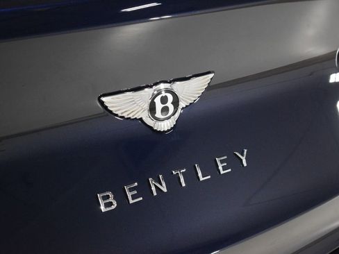 New 2026 Bentley Bentayga AWD/4WD image 15