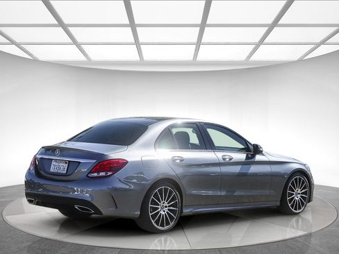 Certified 2017 Mercedes-Benz C 300 Sedan image 4