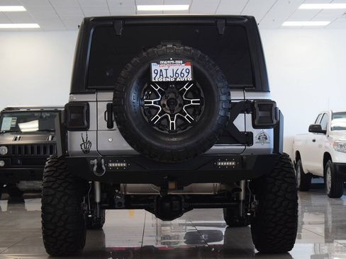 Used 2018 Jeep Wrangler Unlimited Sport S AWD/4WD image 6