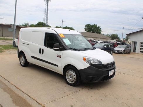 Used 2019 RAM ProMaster City Tradesman FWD image 2
