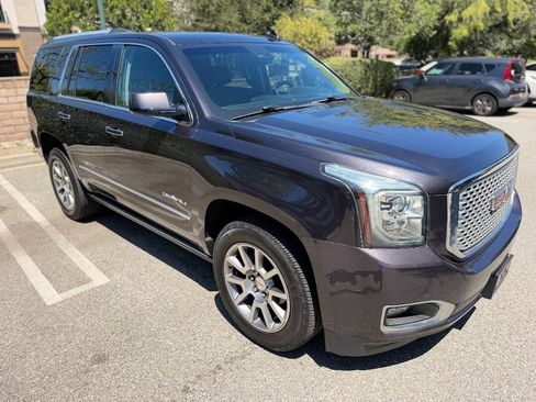 Used 2016 GMC Yukon Denali w/ Open Road Package RWD image 13