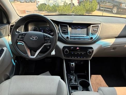 Used 2018 Hyundai Tucson SEL FWD image 16