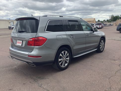 Used 2015 Mercedes-Benz GL 450 4MATIC image 5